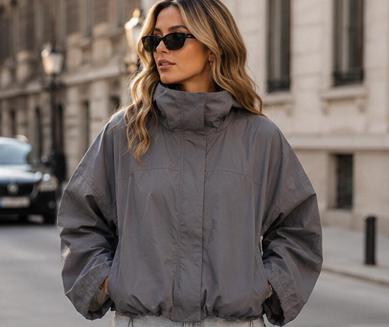 Women's Lightweight Waterproof Windbreaker Jacket